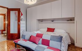 Guesthost - Mm Carducci Comfy Apartment With Terrace